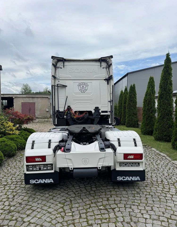 Scania R450 - Sattelzugmaschine: das Bild 5 Scania R450 - Sattelzugmaschine: das Bild 5