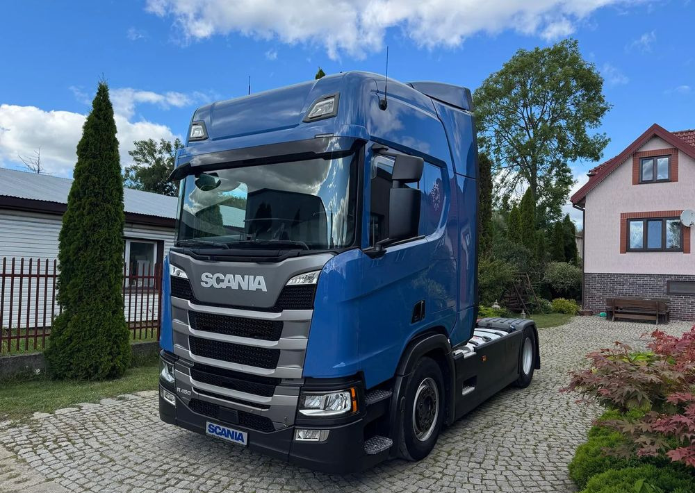 Scania R450 - Sattelzugmaschine: das Bild 1 Scania R450 - Sattelzugmaschine: das Bild 1