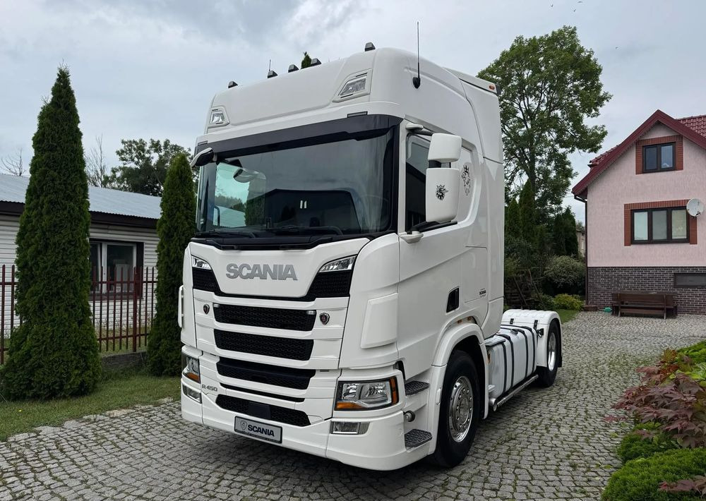 Scania R450 - Sattelzugmaschine: das Bild 1 Scania R450 - Sattelzugmaschine: das Bild 1