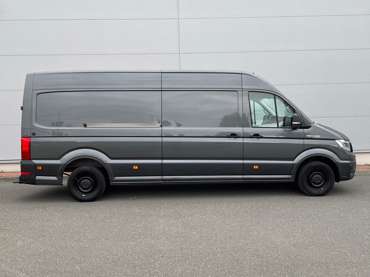 MAN TGE 3.160 L4H3 KASTEN TEMPOMAT AHK SITZHZ DAB - PKW: das Bild 5 MAN TGE 3.160 L4H3 KASTEN TEMPOMAT AHK SITZHZ DAB - PKW: das Bild 5