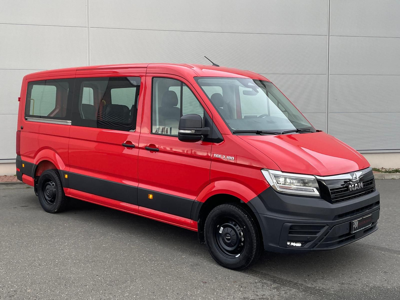 MAN TGE 3.180 Kombi L3H2 FEUERWEHR AHK DAB SITZH PDC - Personentransporter: das Bild 2 MAN TGE 3.180 Kombi L3H2 FEUERWEHR AHK DAB SITZH PDC - Personentransporter: das Bild 2