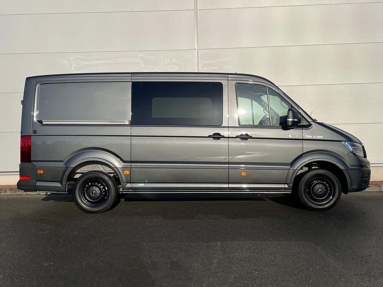 MAN TGE 3.180 L3H2 KASTEN 4x4 AUTOM ACC LED AHK DAB - Kastenwagen: das Bild 5 MAN TGE 3.180 L3H2 KASTEN 4x4 AUTOM ACC LED AHK DAB - Kastenwagen: das Bild 5