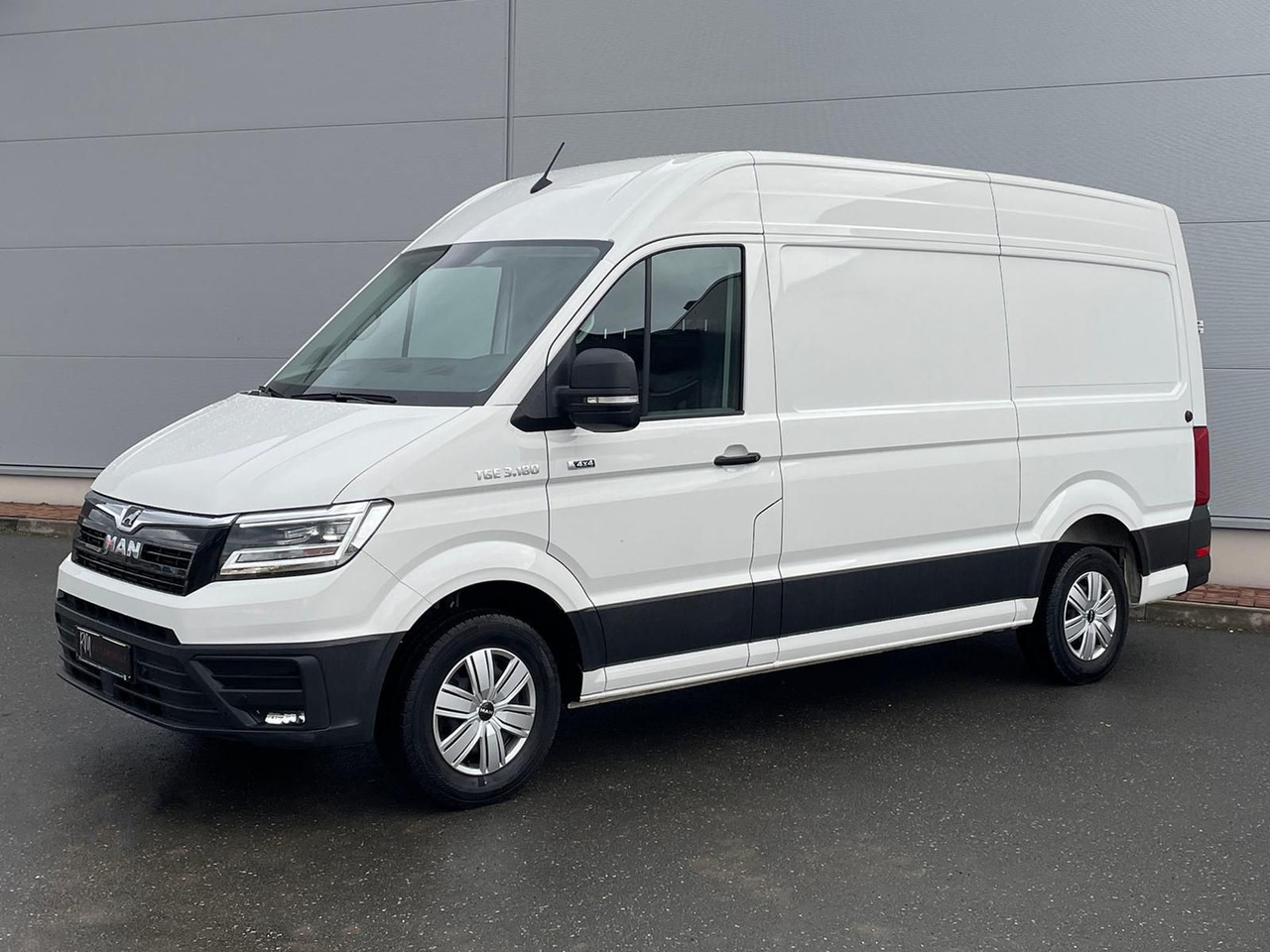 MAN TGE 3.180 L3H3 Kasten 4x4 STANDHZ DIFF AHK ACC - Kastenwagen: das Bild 1 MAN TGE 3.180 L3H3 Kasten 4x4 STANDHZ DIFF AHK ACC - Kastenwagen: das Bild 1