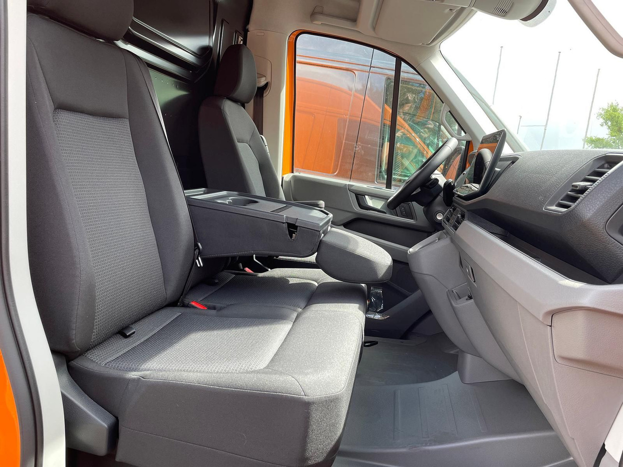 PKW MAN TGE 3.180 L3H3 Kasten STANDHZ ACC NAVI KAMERA: das Bild 28
