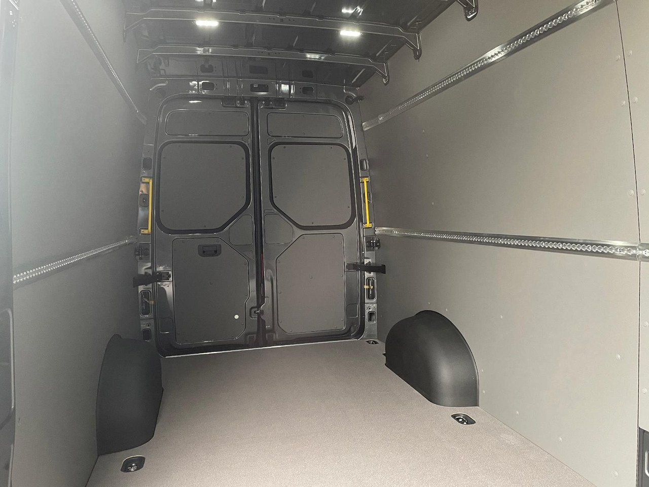 Kastenwagen MAN TGE 3.180 L4H3 Kasten AHK STANDHZ ACC LED SITZHZ: das Bild 10