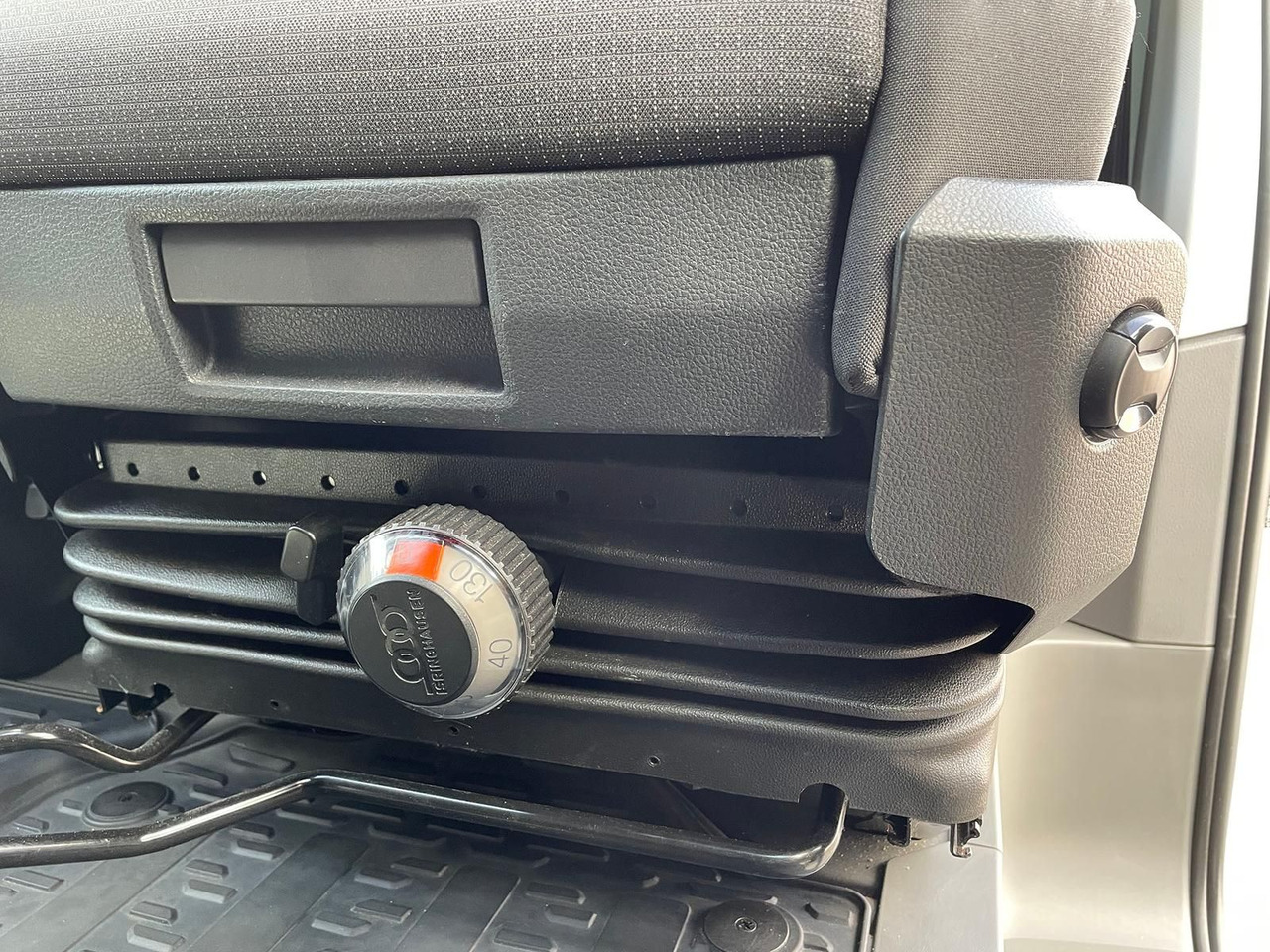 PKW MAN TGE 3.180 L4H3 MIXTO 4x4 Autom LED ACC AHK: das Bild 26