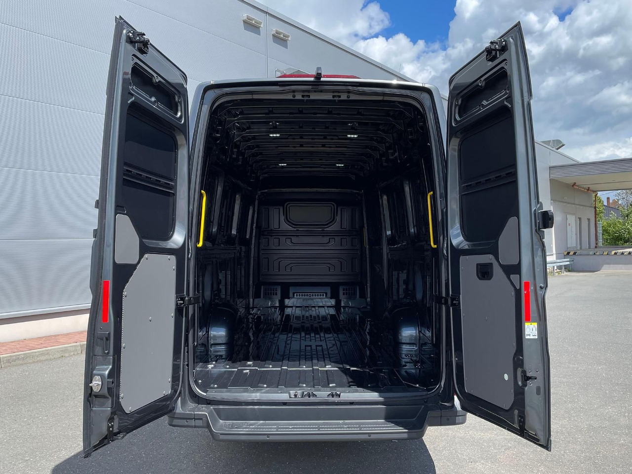 Kastenwagen MAN TGE 3.180 L5H3 Kasten STANDHZ ACC LED SITZHZ: das Bild 36