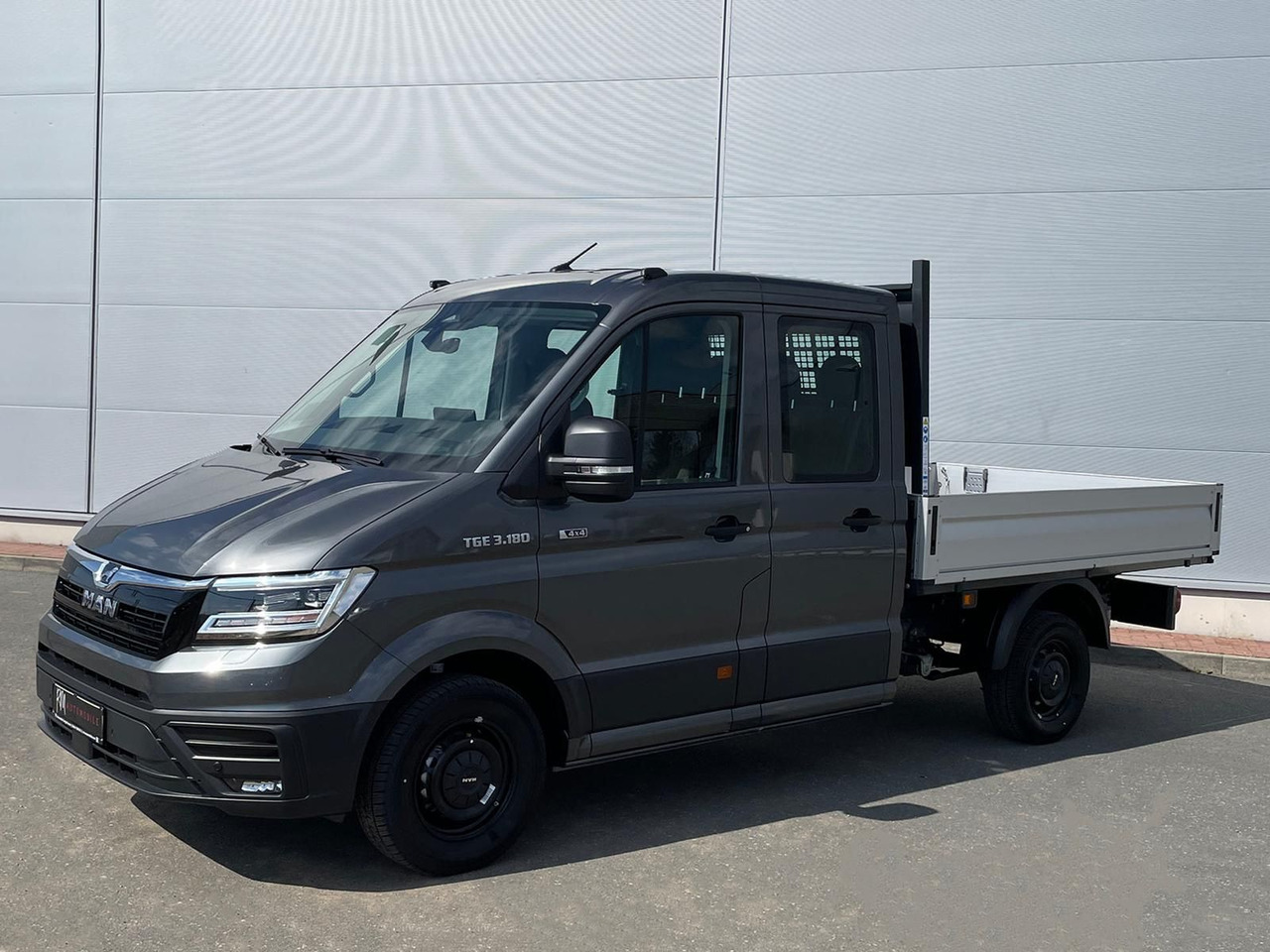 MAN TGE 3.180 Pritsche DOKA MR 4x4 ACC LED DIFF-SPER - Pritsche Transporter, Transporter mit Doppelkabine: das Bild 1 MAN TGE 3.180 Pritsche DOKA MR 4x4 ACC LED DIFF-SPER - Pritsche Transporter, Transporter mit Doppelkabine: das Bild 1