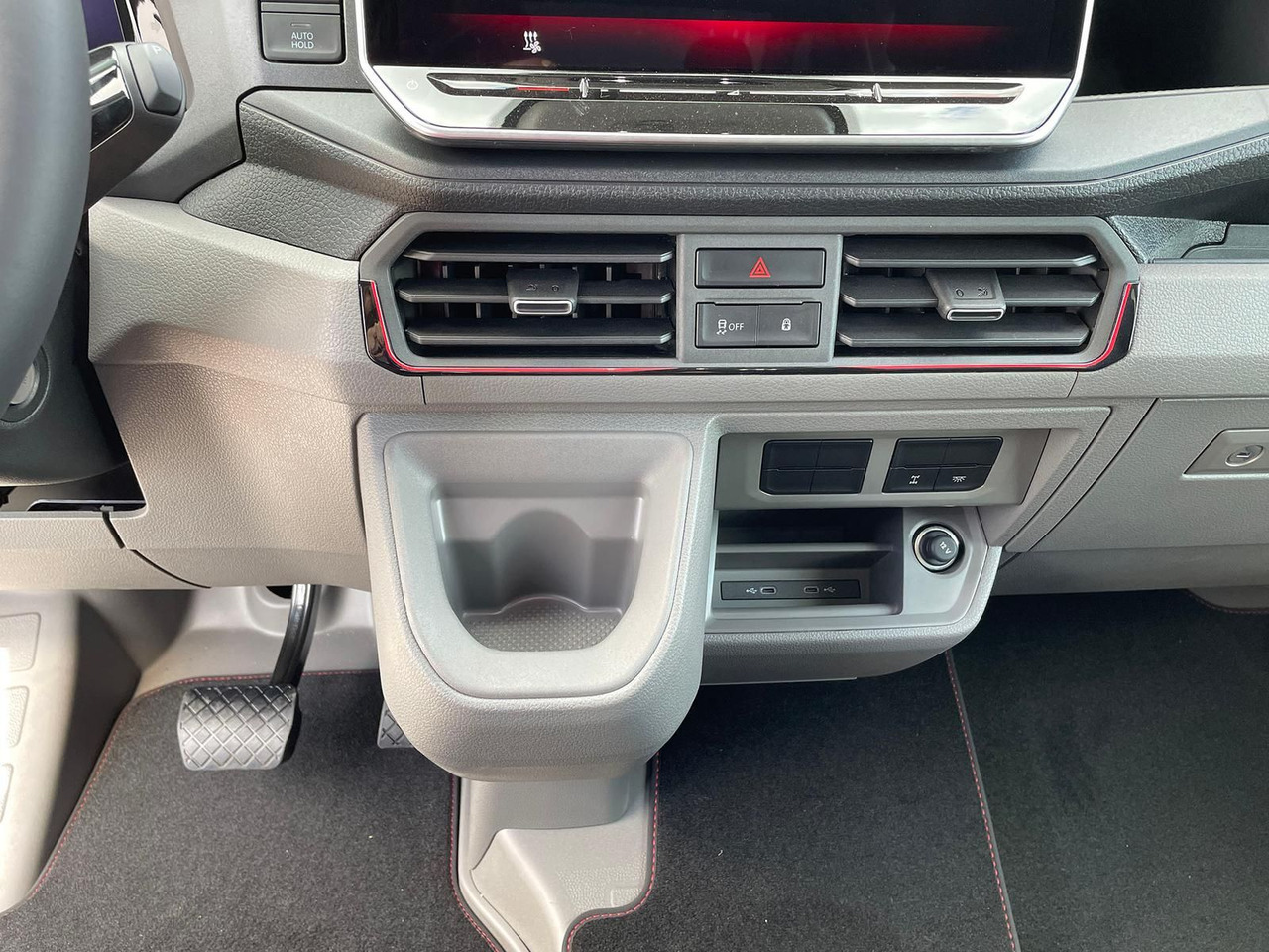 Kastenwagen, Transporter mit Doppelkabine MAN TGE 3.200 L3H3 MIXTO 4x4 Individual S ACC STHZ: das Bild 31