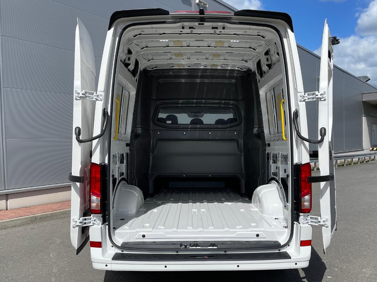 Kastenwagen, Transporter mit Doppelkabine MAN TGE 3.200 L3H3 MIXTO 4x4 Individual S ACC STHZ: das Bild 29