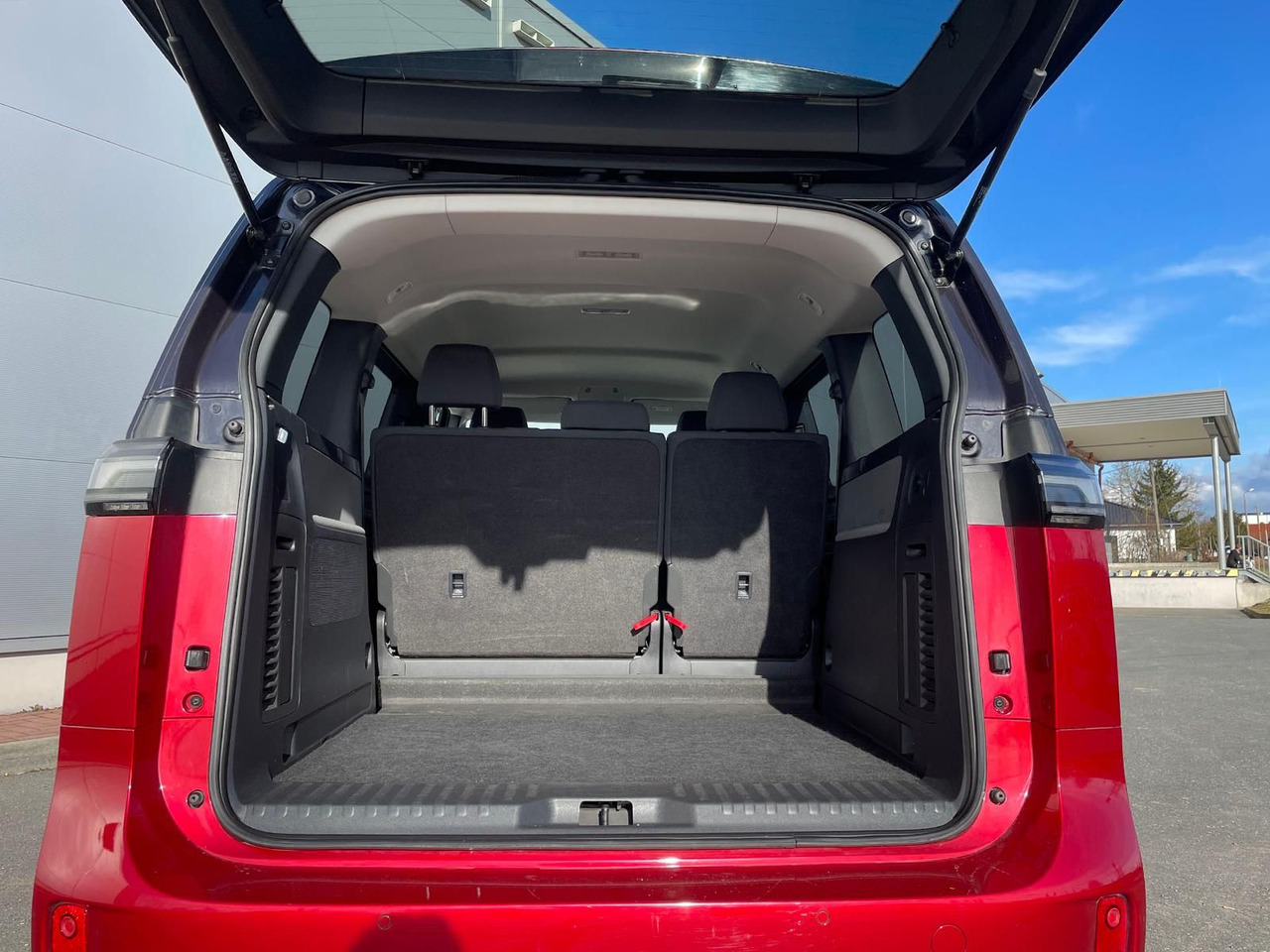 Personentransporter, Elektro-Transporter Volkswagen ID.Buzz KW Fahrwerk LM Felgen KLIMA PDC ACC DAB: das Bild 34