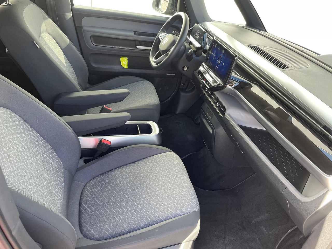 Personentransporter, Elektro-Transporter Volkswagen ID.Buzz KW Fahrwerk LM Felgen KLIMA PDC ACC DAB: das Bild 28