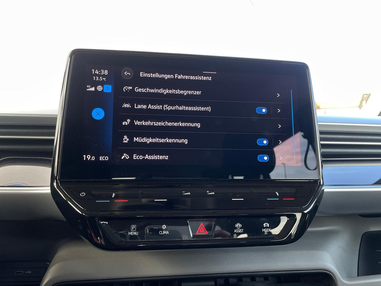 Personentransporter, Elektro-Transporter Volkswagen ID.Buzz KW Fahrwerk LM Felgen KLIMA PDC ACC DAB: das Bild 20
