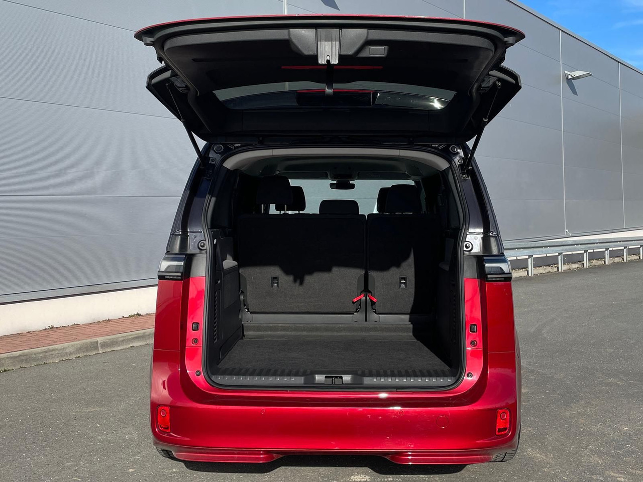Personentransporter, Elektro-Transporter Volkswagen ID.Buzz KW Fahrwerk LM Felgen KLIMA PDC ACC DAB: das Bild 10