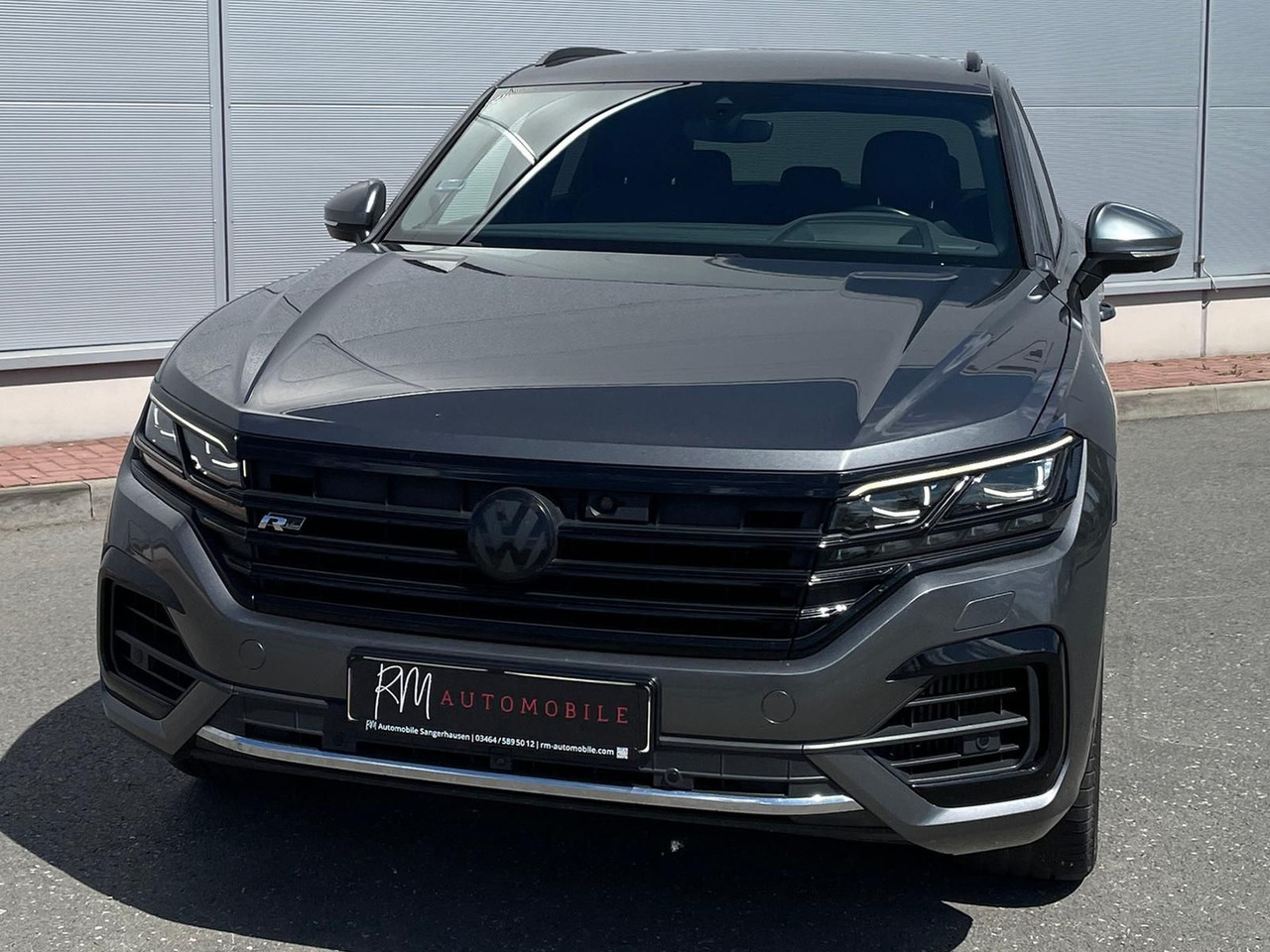 Volkswagen Touareg 4.0 V8 TDI One Million 4M LEDER AHK ACC - SUV/ Geländewagen: das Bild 4 Volkswagen Touareg 4.0 V8 TDI One Million 4M LEDER AHK ACC - SUV/ Geländewagen: das Bild 4