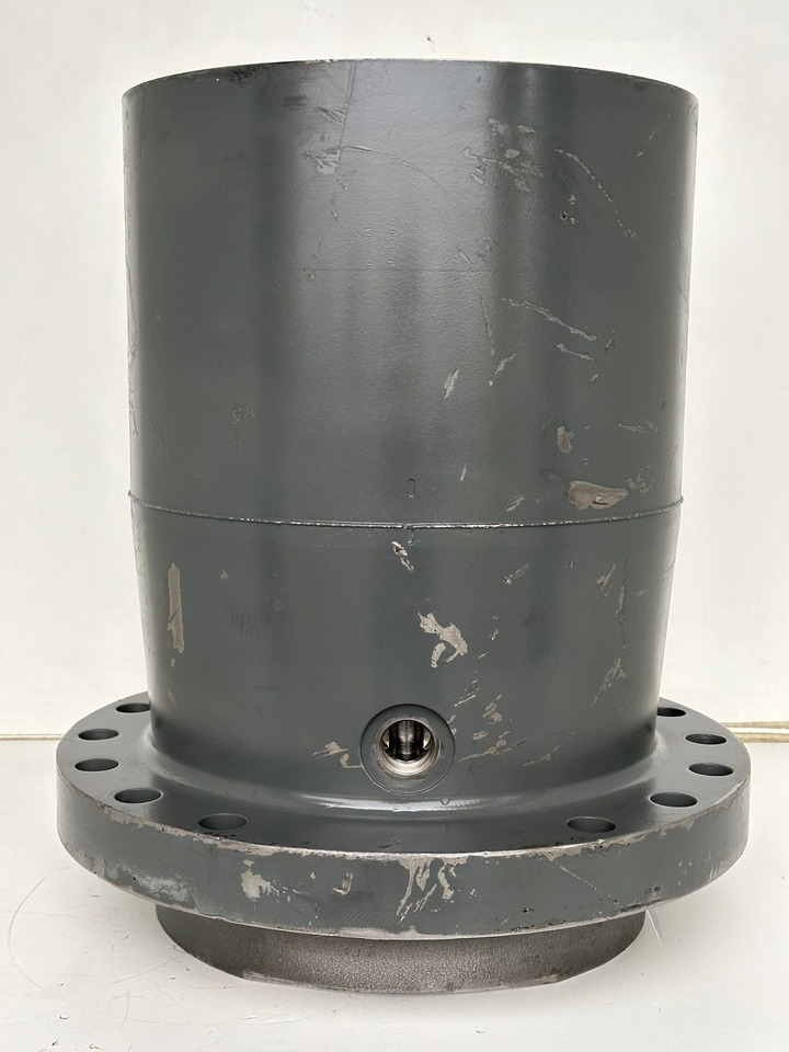 Liebherr Abtriebswellengehäuse inkl. Innenrad ID-Nr.90006015 - ID-Nr.90005980 mit Kegelrollenlager ID-Nr.746231701. SAT325/274. R946, R950, RZG390 SME. #90006015.04.11# - Schwenkmotor für Kettenbagger: das Bild 1 Liebherr Abtriebswellengehäuse inkl. Innenrad ID-Nr.90006015 - ID-Nr.90005980 mit Kegelrollenlager ID-Nr.746231701. SAT325/274. R946, R950, RZG390 SME. #90006015.04.11# - Schwenkmotor für Kettenbagger: das Bild 1