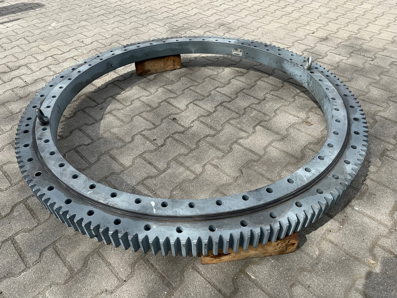 Liebherr Drehkranz - Kugeldrehverbindung Typ:KUD75 VA 007. ID-Nr.982860001. #10014# - Drehkranz für Baumaschine: das Bild 1 Liebherr Drehkranz - Kugeldrehverbindung Typ:KUD75 VA 007. ID-Nr.982860001. #10014# - Drehkranz für Baumaschine: das Bild 1