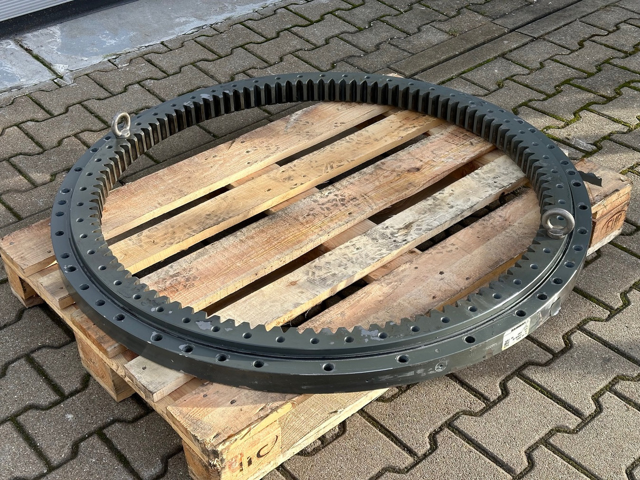 Liebherr Kugeldrehverbindung Typ:KUD34VJ005-000. ID-Nr.90020576. R914 COMP-1194. #10654# - Drehkranz für Kettenbagger: das Bild 3 Liebherr Kugeldrehverbindung Typ:KUD34VJ005-000. ID-Nr.90020576. R914 COMP-1194. #10654# - Drehkranz für Kettenbagger: das Bild 3