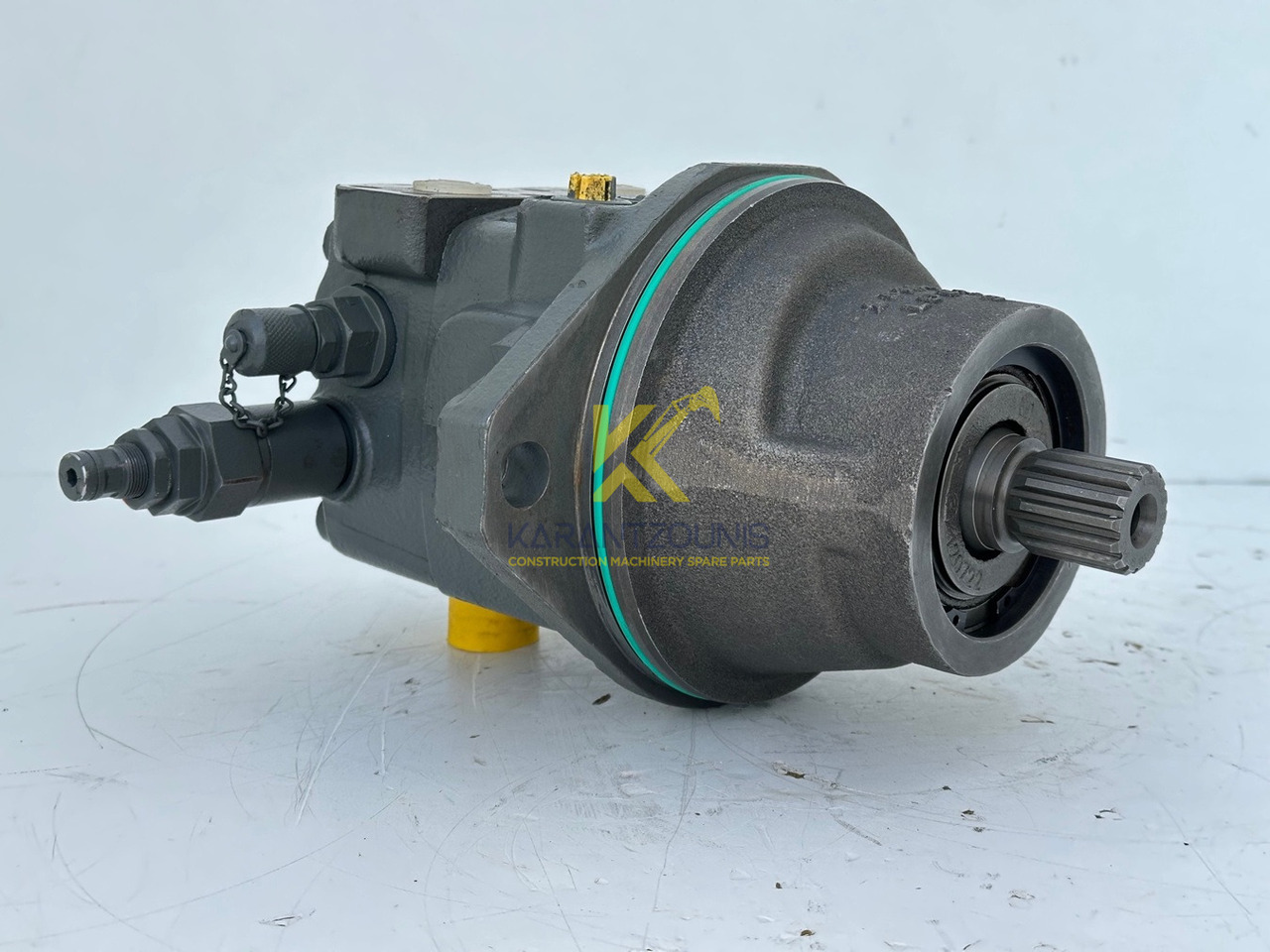 Liebherr Original Hydraulikeinbaumotor Typ:FMF045. ID-Nr.12464216. R914 RAIL, R914 COMP, R914 K-S, R914 K-STD, R918, R918LC, R918NLC, R918 XLC, R920 K-LC, R920 K-NLC. #12464216.25879# - Schwenkmotor für Baumaschine: das Bild 2 Liebherr Original Hydraulikeinbaumotor Typ:FMF045. ID-Nr.12464216. R914 RAIL, R914 COMP, R914 K-S, R914 K-STD, R918, R918LC, R918NLC, R918 XLC, R920 K-LC, R920 K-NLC. #12464216.25879# - Schwenkmotor für Baumaschine: das Bild 2