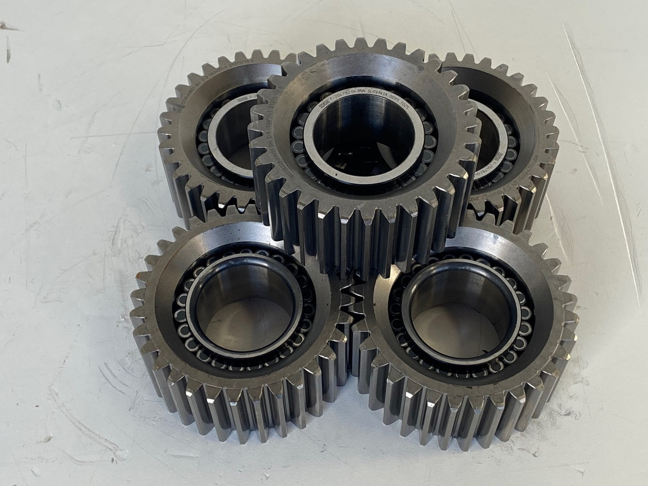 Liebherr Planetenrad ID-Nr.90216227. SAT300A1200. R926-1715 - R928-1715 - R930-1716. #P0161# - Schwenkmotor für Baumaschine: das Bild 4 Liebherr Planetenrad ID-Nr.90216227. SAT300A1200. R926-1715 - R928-1715 - R930-1716. #P0161# - Schwenkmotor für Baumaschine: das Bild 4