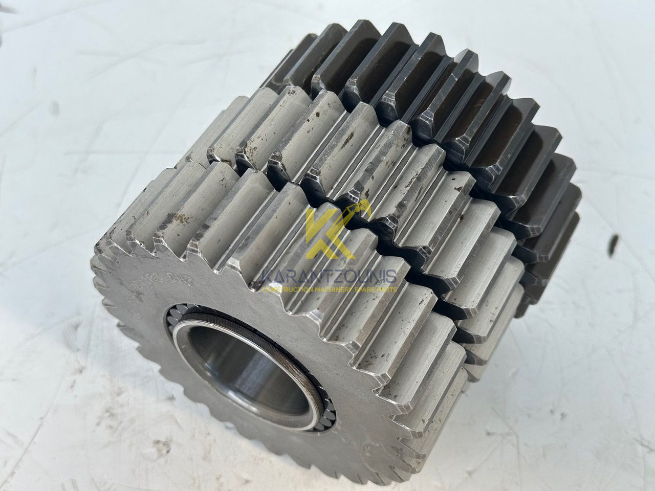 Liebherr Planetenrad ID-Nr.9442840 - ID-Nr.944284003. FAT350 - FAT350P022 - FAT350P059 - FAT350P062 - FAT350P068 - FAT350P079. LH22C, R313, R317, R900, R902, R904, R912, R914, R922, R924, R924 COMP. # - Fahrantrieb für Baumaschine: das Bild 5 Liebherr Planetenrad ID-Nr.9442840 - ID-Nr.944284003. FAT350 - FAT350P022 - FAT350P059 - FAT350P062 - FAT350P068 - FAT350P079. LH22C, R313, R317, R900, R902, R904, R912, R914, R922, R924, R924 COMP. # - Fahrantrieb für Baumaschine: das Bild 5