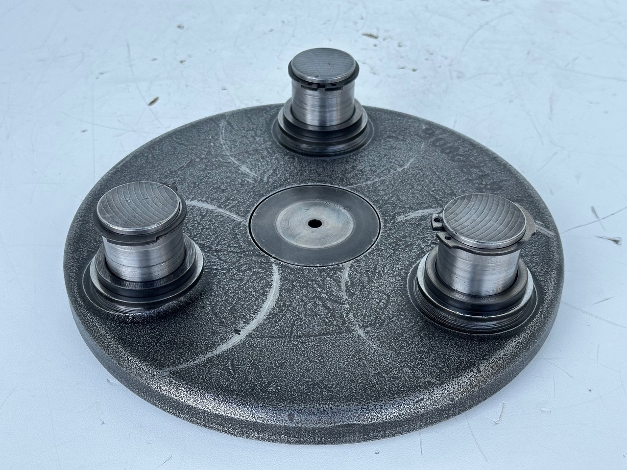 Liebherr Planetenträger ID-Nr.90006124. SAT325/274. R946, R950, RZG390. #90006124.FR.40254# - Schwenkmotor für Abrissbagger: das Bild 1 Liebherr Planetenträger ID-Nr.90006124. SAT325/274. R946, R950, RZG390. #90006124.FR.40254# - Schwenkmotor für Abrissbagger: das Bild 1