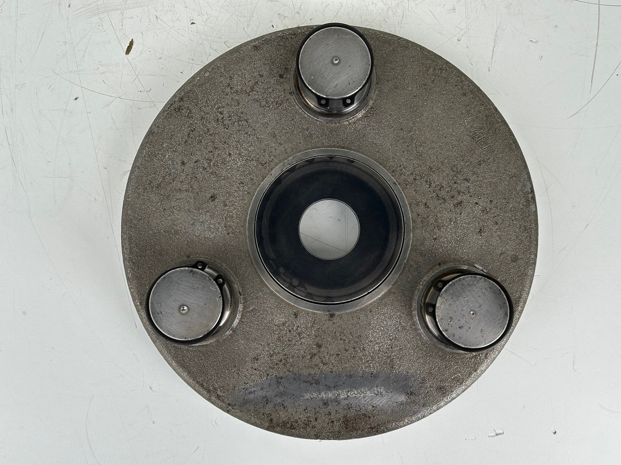 Liebherr Planetenträger ID-Nr.90024938. FAT400P112 -FAT400P130 - FAT400P139. LO1936, LOS926, R926, R928, R930, R934, R936, R940, R944, R946, R950 T. #90024938.C1.6075# - Fahrantrieb für Baumaschine: das Bild 3 Liebherr Planetenträger ID-Nr.90024938. FAT400P112 -FAT400P130 - FAT400P139. LO1936, LOS926, R926, R928, R930, R934, R936, R940, R944, R946, R950 T. #90024938.C1.6075# - Fahrantrieb für Baumaschine: das Bild 3