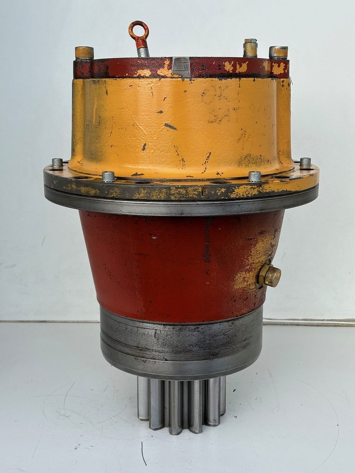 Liebherr Schwenkantrieb SAT300/213. ID-Nr.9443070. A900 C, A944 B, E942, LOS942, LOS944, P942 E, P944, R942, R944 B. #STM.0663# - Schwenkmotor für Bagger: das Bild 1 Liebherr Schwenkantrieb SAT300/213. ID-Nr.9443070. A900 C, A944 B, E942, LOS942, LOS944, P942 E, P944, R942, R944 B. #STM.0663# - Schwenkmotor für Bagger: das Bild 1
