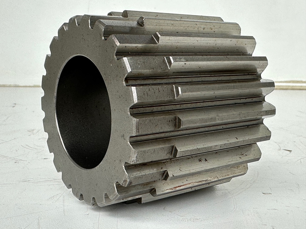 Liebherr Sonnenrad ID-Nr.9442837. FAT350 - FAT350P022 - FAT350P032 - FAT350P059 - FAT350P062 - FAT350P068 - FAT350P079. LH22, LOS103, ER912, LOS914, LOS924 COMP, R313, R317, R900, R902, R904, R912, - Getriebe für Kettenbagger: das Bild 5 Liebherr Sonnenrad ID-Nr.9442837. FAT350 - FAT350P022 - FAT350P032 - FAT350P059 - FAT350P062 - FAT350P068 - FAT350P079. LH22, LOS103, ER912, LOS914, LOS924 COMP, R313, R317, R900, R902, R904, R912, - Getriebe für Kettenbagger: das Bild 5