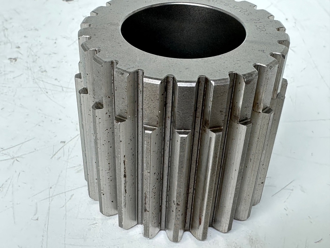 Liebherr Sonnenrad ID-Nr.9442837. FAT350 - FAT350P022 - FAT350P032 - FAT350P059 - FAT350P062 - FAT350P068 - FAT350P079. LH22, LOS103, ER912, LOS914, LOS924 COMP, R313, R317, R900, R902, R904, R912, - Getriebe für Kettenbagger: das Bild 3 Liebherr Sonnenrad ID-Nr.9442837. FAT350 - FAT350P022 - FAT350P032 - FAT350P059 - FAT350P062 - FAT350P068 - FAT350P079. LH22, LOS103, ER912, LOS914, LOS924 COMP, R313, R317, R900, R902, R904, R912, - Getriebe für Kettenbagger: das Bild 3