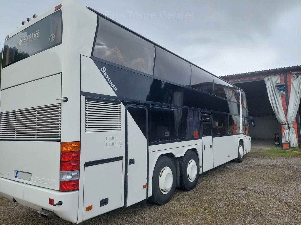 NEOPLAN Skyliner N122/3 - Reisebus: das Bild 3 NEOPLAN Skyliner N122/3 - Reisebus: das Bild 3
