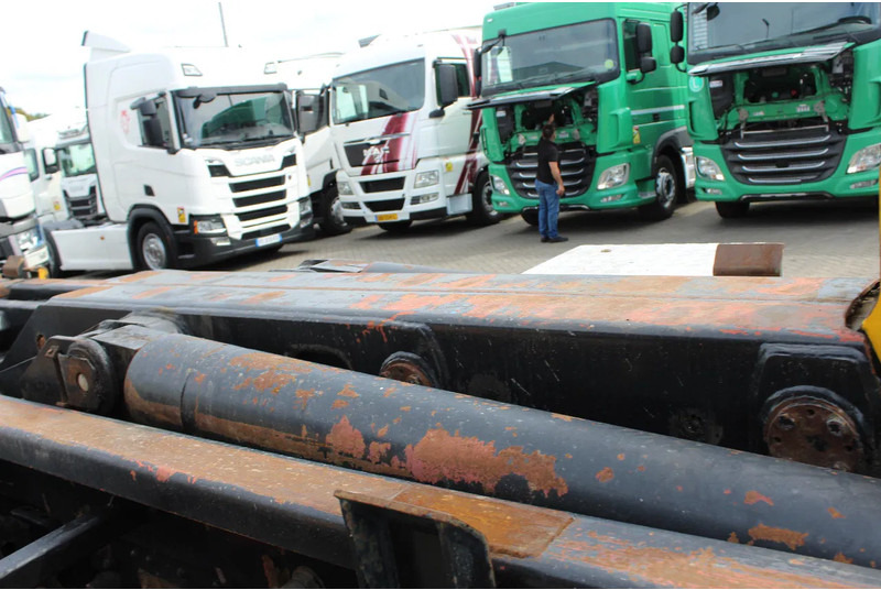 Seil Abrollkipper MAN TGA 26.360 * 6X4 * EURO 3 *: das Bild 10 Seil Abrollkipper MAN TGA 26.360 * 6X4 * EURO 3 *: das Bild 10