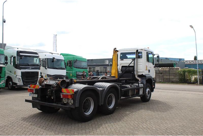 MAN TGA 26.360 * 6X4 * EURO 3 * - Seil Abrollkipper: das Bild 4 MAN TGA 26.360 * 6X4 * EURO 3 * - Seil Abrollkipper: das Bild 4