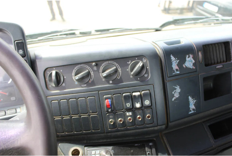 Seil Abrollkipper MAN TGA 26.360 * 6X4 * EURO 3 *: das Bild 18 Seil Abrollkipper MAN TGA 26.360 * 6X4 * EURO 3 *: das Bild 18