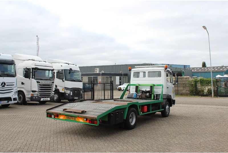 Mercedes-Benz 914 * WINCH * 4X2 * TOP CODITION * - Autotransporter LKW: das Bild 5 Mercedes-Benz 914 * WINCH * 4X2 * TOP CODITION * - Autotransporter LKW: das Bild 5