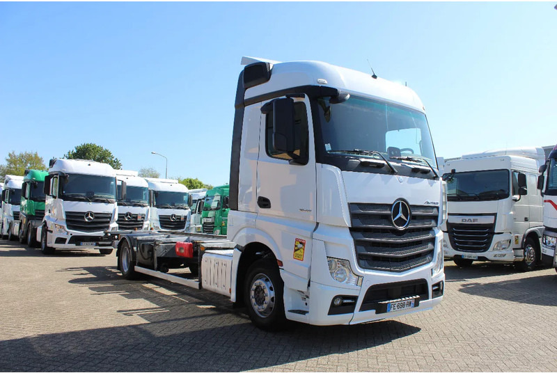 Mercedes-Benz Actros 1845 * EURO6 * 4X2 * BDF * - Fahrgestell LKW: das Bild 4 Mercedes-Benz Actros 1845 * EURO6 * 4X2 * BDF * - Fahrgestell LKW: das Bild 4