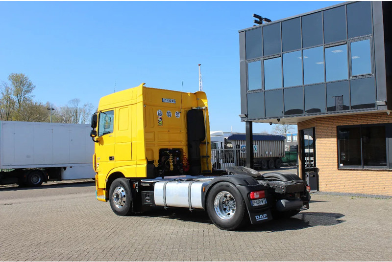 DAF XF 106.460 * EURO6 * 4X2 * - Sattelzugmaschine: das Bild 3 DAF XF 106.460 * EURO6 * 4X2 * - Sattelzugmaschine: das Bild 3