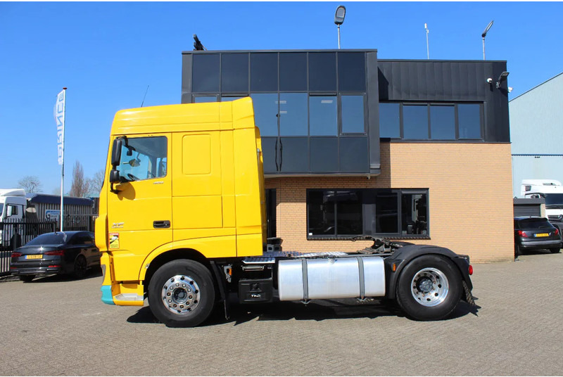 DAF XF 106.460 * EURO6 * 4X2 * - Sattelzugmaschine: das Bild 2 DAF XF 106.460 * EURO6 * 4X2 * - Sattelzugmaschine: das Bild 2