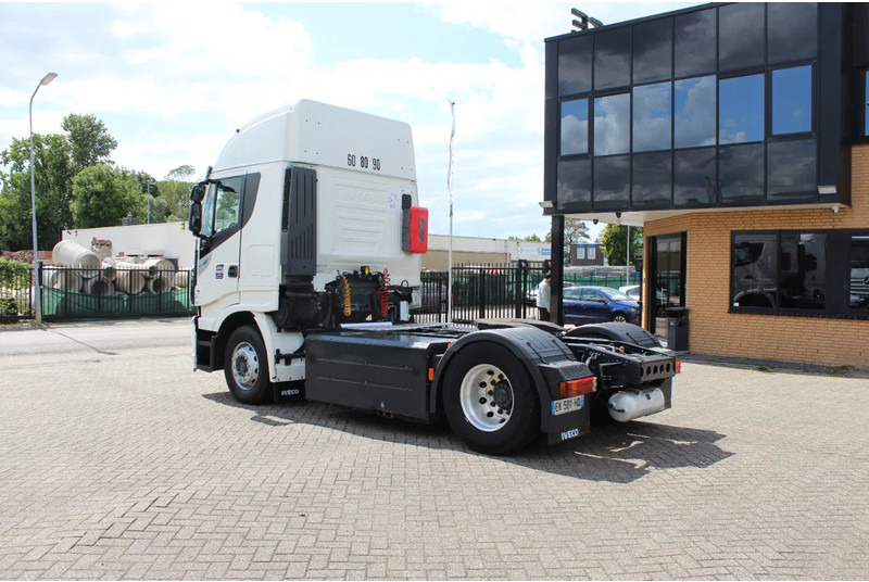 Iveco STRALIS 400 * RETARDER * CNG * 4X2 * LOW KM * - Sattelzugmaschine: das Bild 2 Iveco STRALIS 400 * RETARDER * CNG * 4X2 * LOW KM * - Sattelzugmaschine: das Bild 2