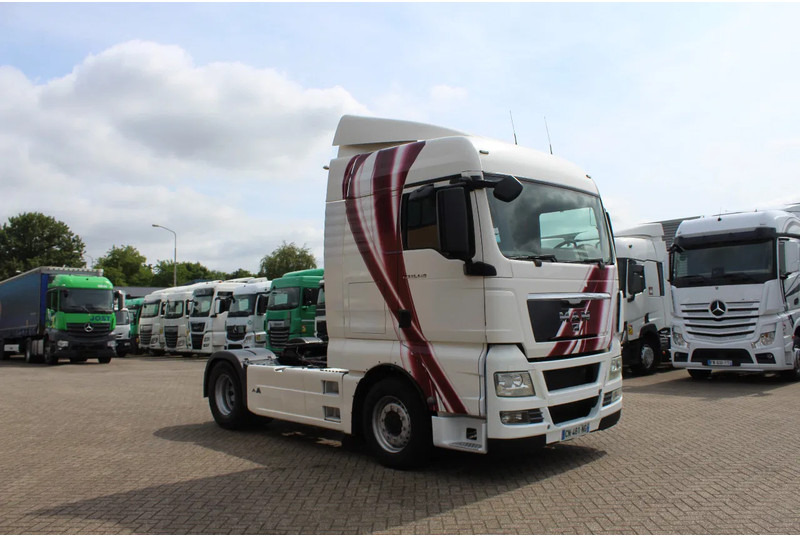 MAN TGX 18.440 * EURO5 * 4X2 * - Sattelzugmaschine: das Bild 4 MAN TGX 18.440 * EURO5 * 4X2 * - Sattelzugmaschine: das Bild 4