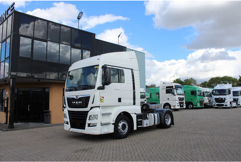 MAN TGX 18.500 * RETARDER * EURO6 * 4X2 * - Sattelzugmaschine: das Bild 1 MAN TGX 18.500 * RETARDER * EURO6 * 4X2 * - Sattelzugmaschine: das Bild 1