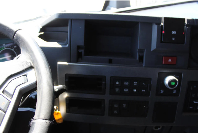 Sattelzugmaschine Renault T460 * EURO6 * 4X2 *: das Bild 18