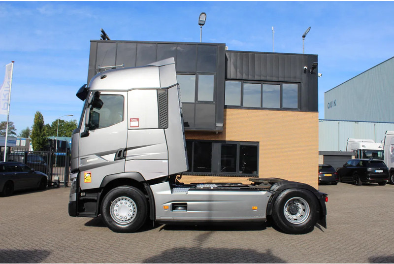 Renault T520 * EURO6 * 4X2 * - Sattelzugmaschine: das Bild 2 Renault T520 * EURO6 * 4X2 * - Sattelzugmaschine: das Bild 2