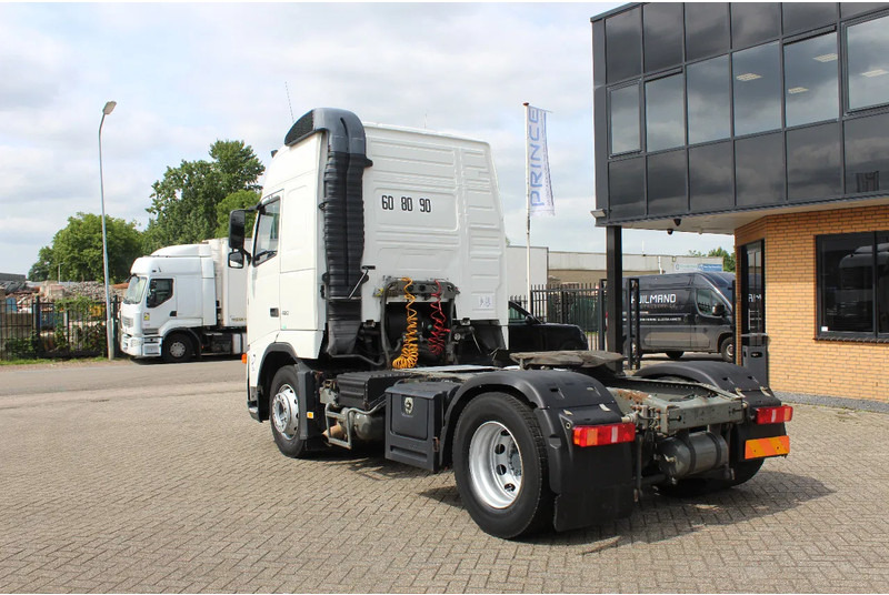 Volvo FH 12.420 * MANUAL * 4X2 * - Sattelzugmaschine: das Bild 3 Volvo FH 12.420 * MANUAL * 4X2 * - Sattelzugmaschine: das Bild 3