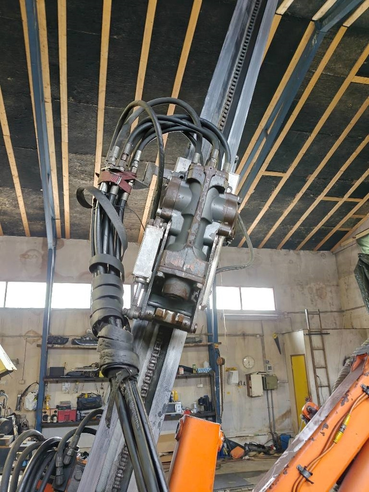 Bohrgerät Tamrock COMMANDO 120RF: das Bild 6 Bohrgerät Tamrock COMMANDO 120RF: das Bild 6