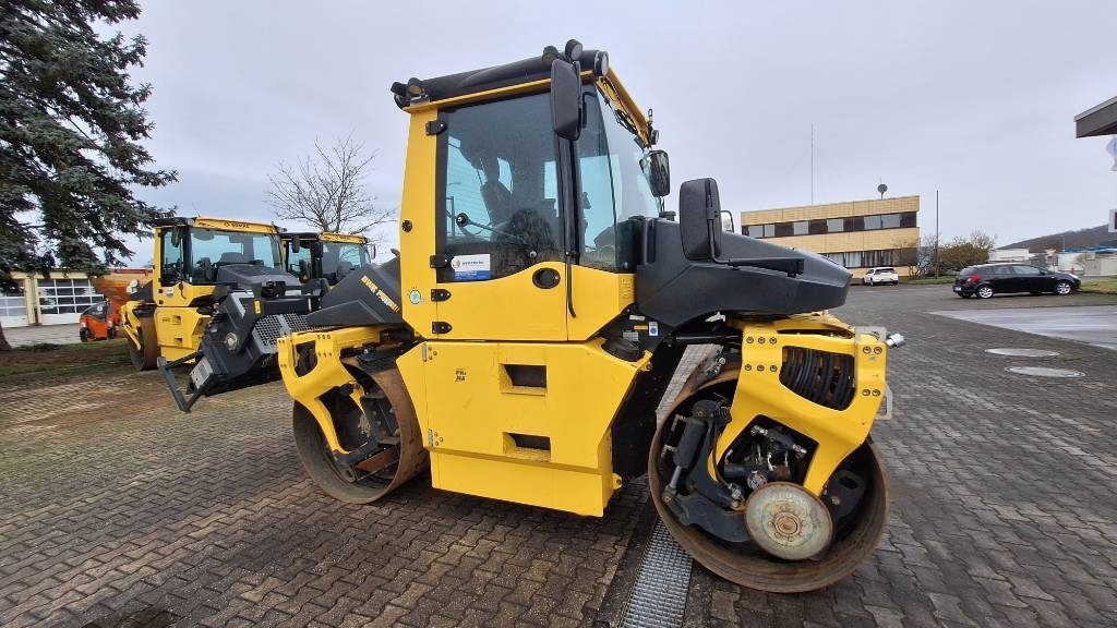 Bomag BW 154 AP-4i AM - Straßenwalze: das Bild 2 Bomag BW 154 AP-4i AM - Straßenwalze: das Bild 2