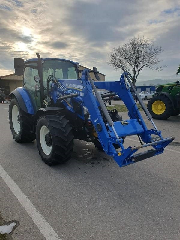 New Holland T 5.115 - Traktor: das Bild 1 New Holland T 5.115 - Traktor: das Bild 1