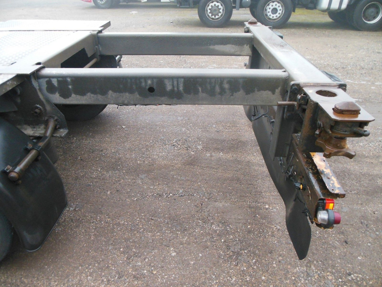 Container/ Wechselfahrgestell Auflieger Fliegl SDS 380 GOOSENECK, BPW: das Bild 9