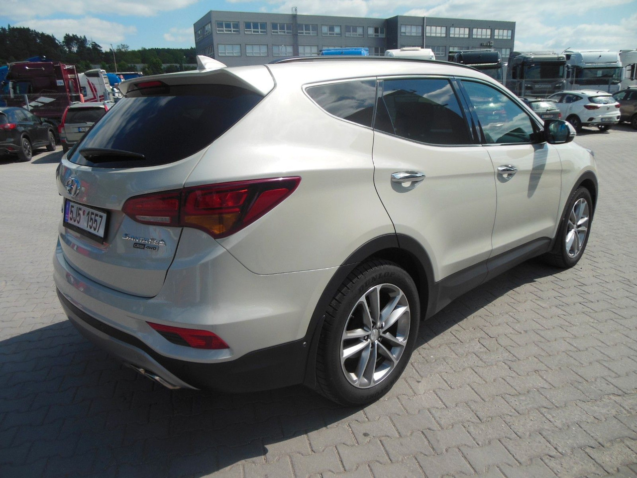 Hyundai Santa Fe 2,2 CRDi, 4WD, Automatic, Leder, Panora - SUV/ Geländewagen: das Bild 3 Hyundai Santa Fe 2,2 CRDi, 4WD, Automatic, Leder, Panora - SUV/ Geländewagen: das Bild 3