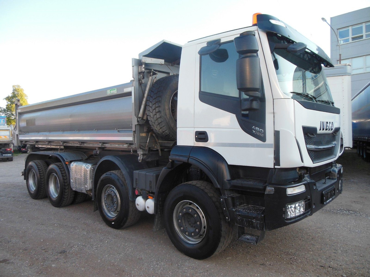 Iveco STRALIS X-WAY 480, 8X4, BORDMATIC, AHK, TOP!!! - Kipper: das Bild 2 Iveco STRALIS X-WAY 480, 8X4, BORDMATIC, AHK, TOP!!! - Kipper: das Bild 2